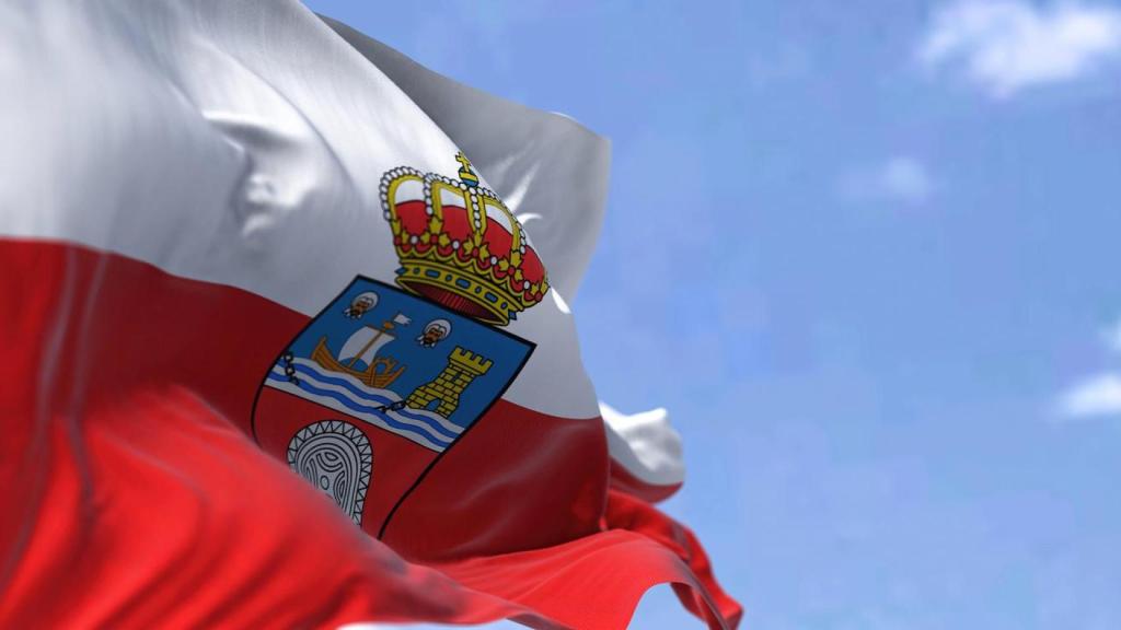 Bandera de Cantabria ondeando.