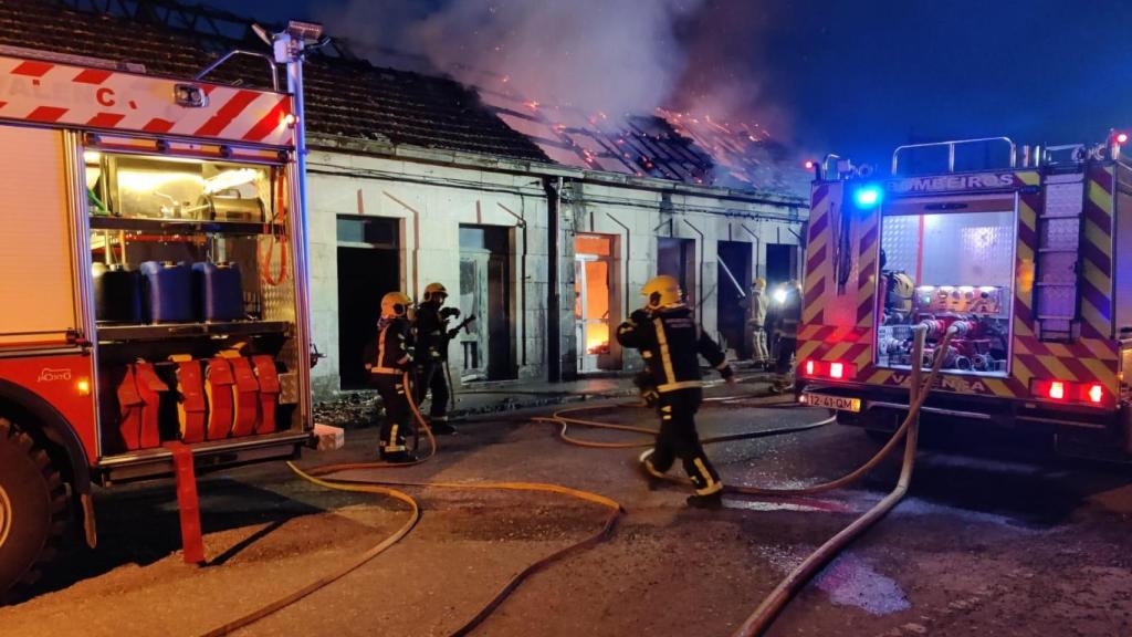 Incendio en Tui.