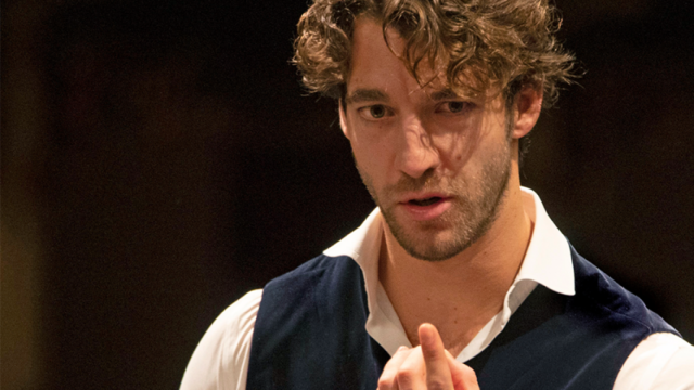 El director Lorenzo Viotti. Foto: Silvia Lelli y Masotti Archivio