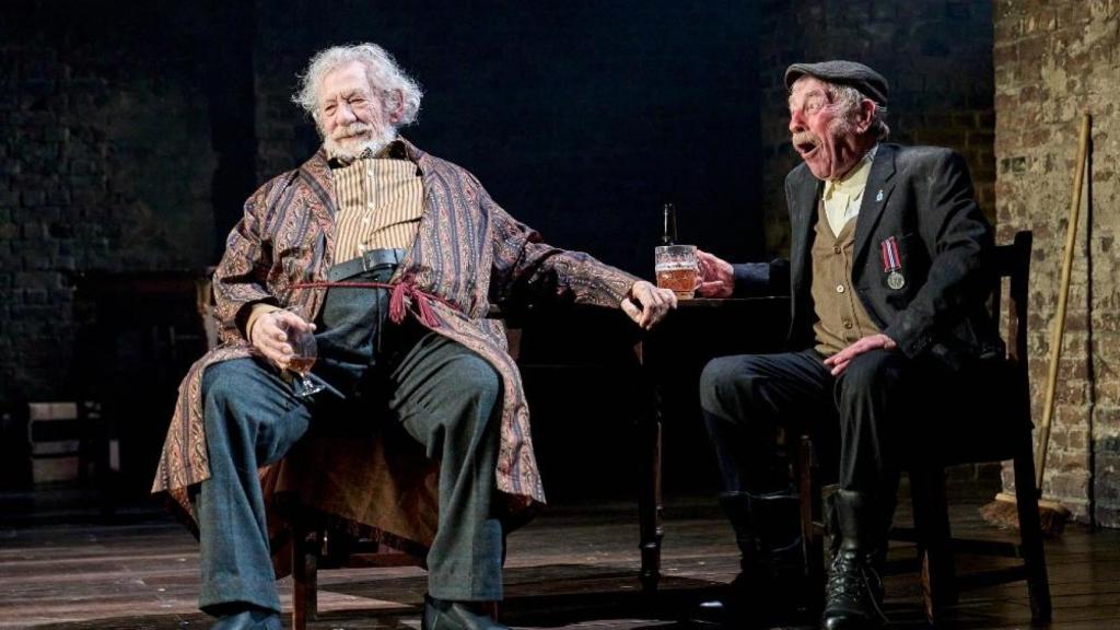 Ian McKellen (izquierda) durante una representación de 'Player Kings'. Foto: Manuel Harlan