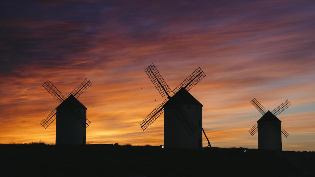 Atardecer en los molinos de Campo Criptana.