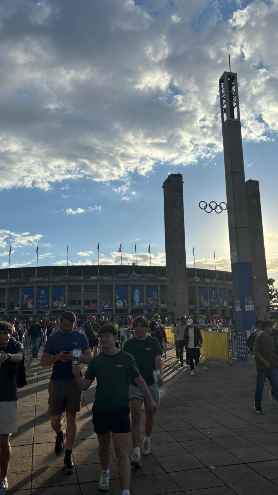 Imagen a la entrada del estadio olímpico de Berlín