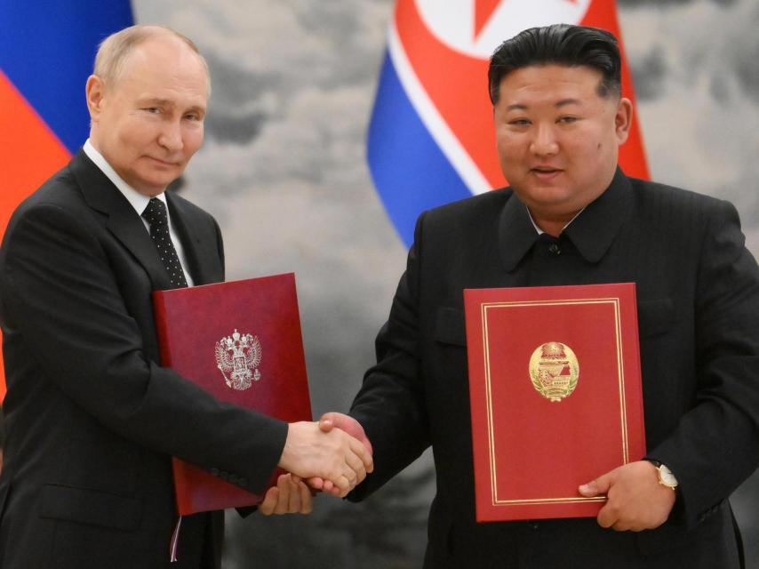 Vladímir Putin y Kim Jong-un, durante la visita del primero a Corea del Norte.