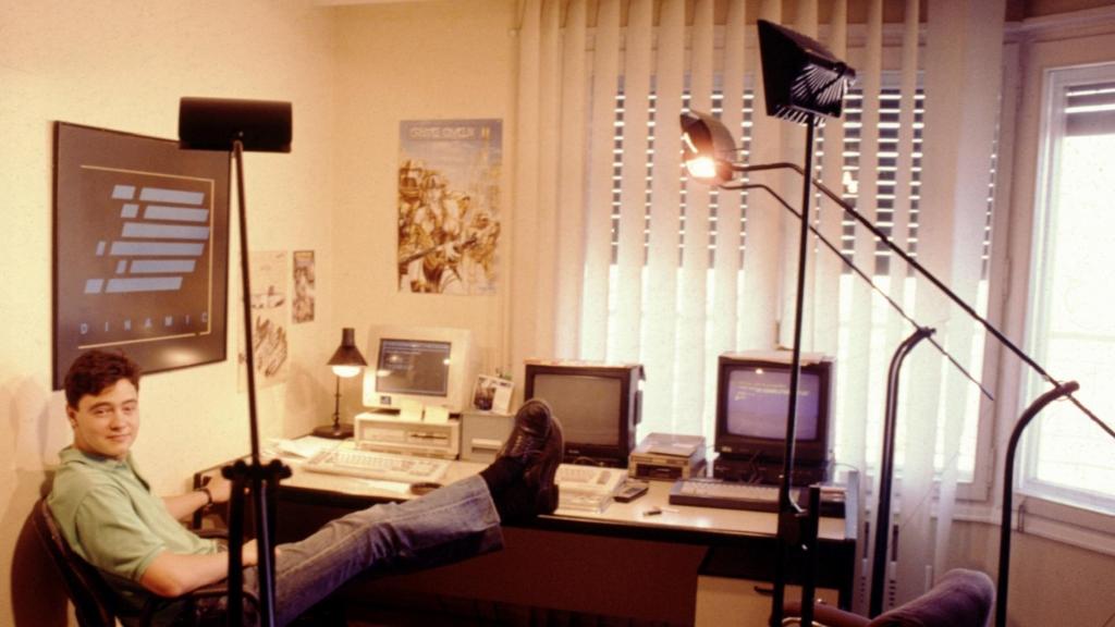 Nacho Ruiz en las oficinas de Dinamic en 1988.