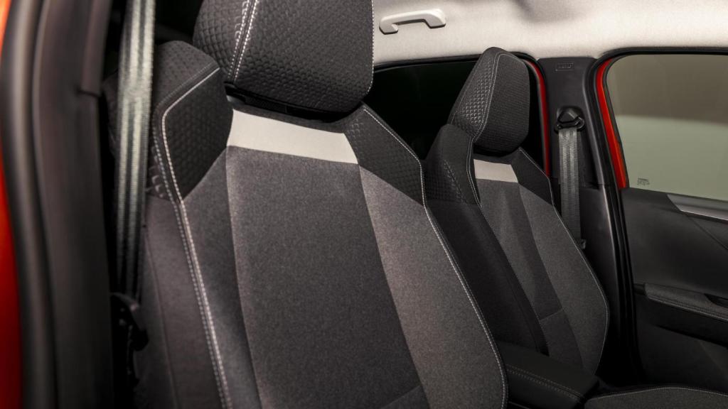 Asientos del Opel Frontera.