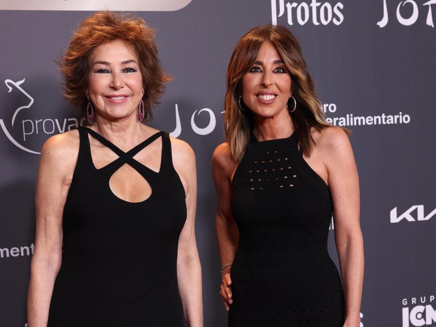 Ana Rosa junto a Ana Terradillos, este pasado miércoles, en la Plaza de Toros de Las Ventas, en Madrid.