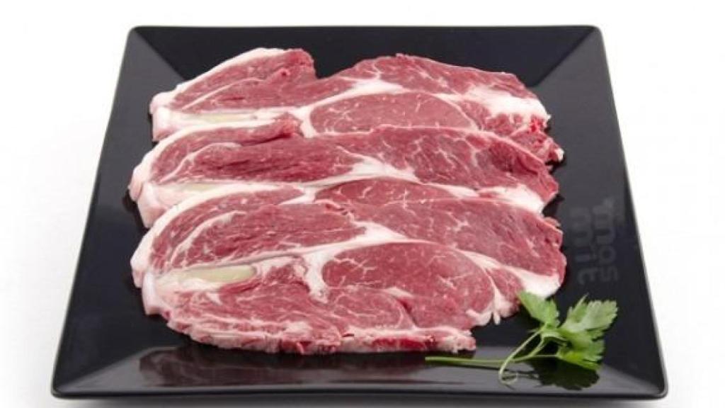 Carne de aguja de ternera.