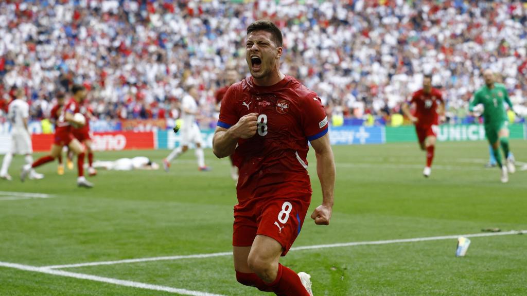 Jovic celebra su gol anotado ante Eslovenia.