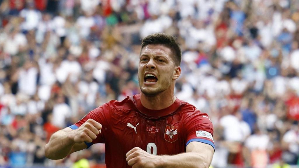 Jovic celebra el gol del empate de Serbia ante Eslovenia.
