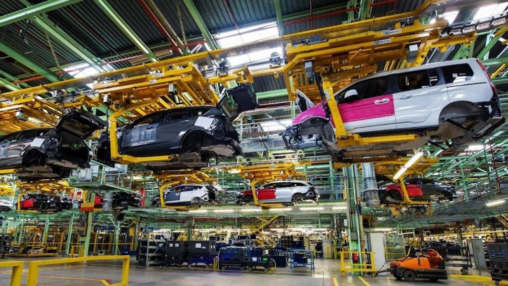 Línea de montaje de Ford Almussafes. EE