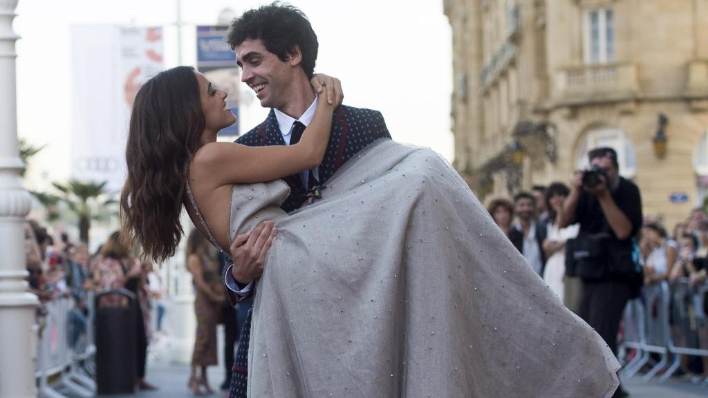 Javier Ambrossi y Macarena García, en una imagen de archivo.