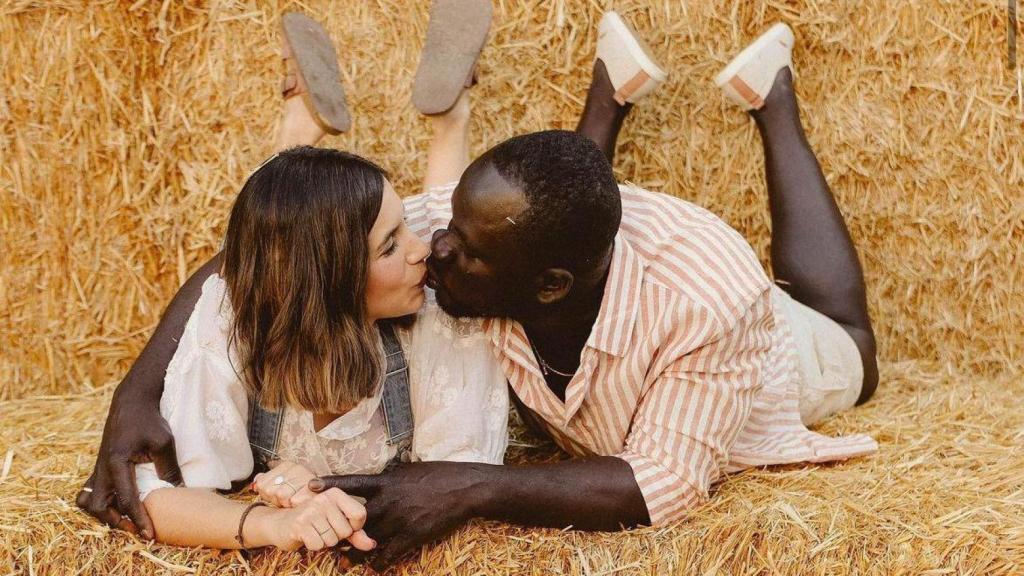 Sonia Cámara y Mamadú  Nfamara Sambú en una fotografía de sus redes sociales.