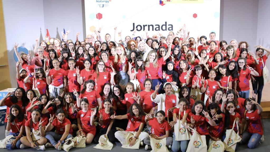 Gran parte de las participantes en el proyecto.