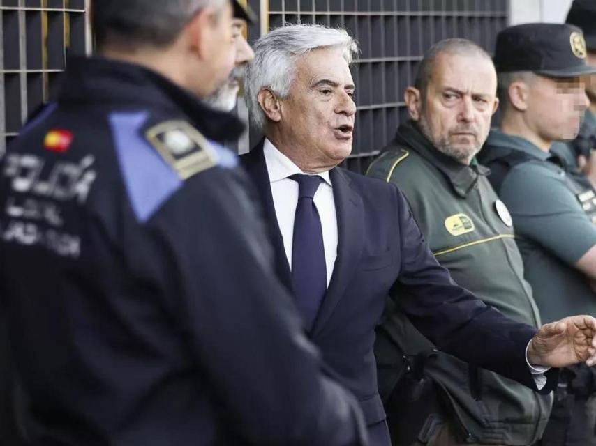 Pedro Rocha en el Juzgado de Majadahonda (Madrid) el día que fue imputado en el 'caso Supercopa'.