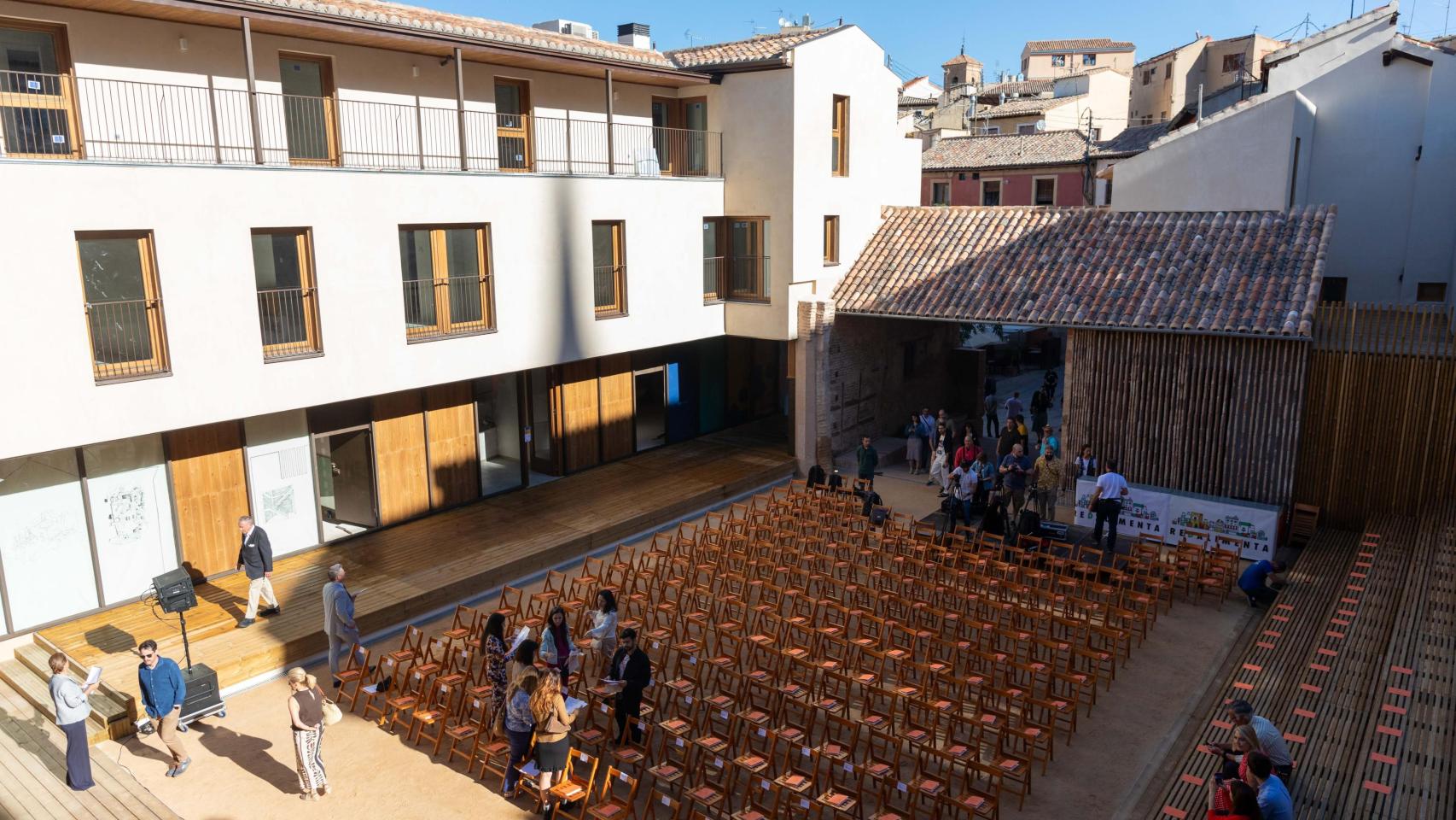 Ágora, viviendas, vegetación, tierra y agua: así es el 'mini Convent Garden' de Toledo