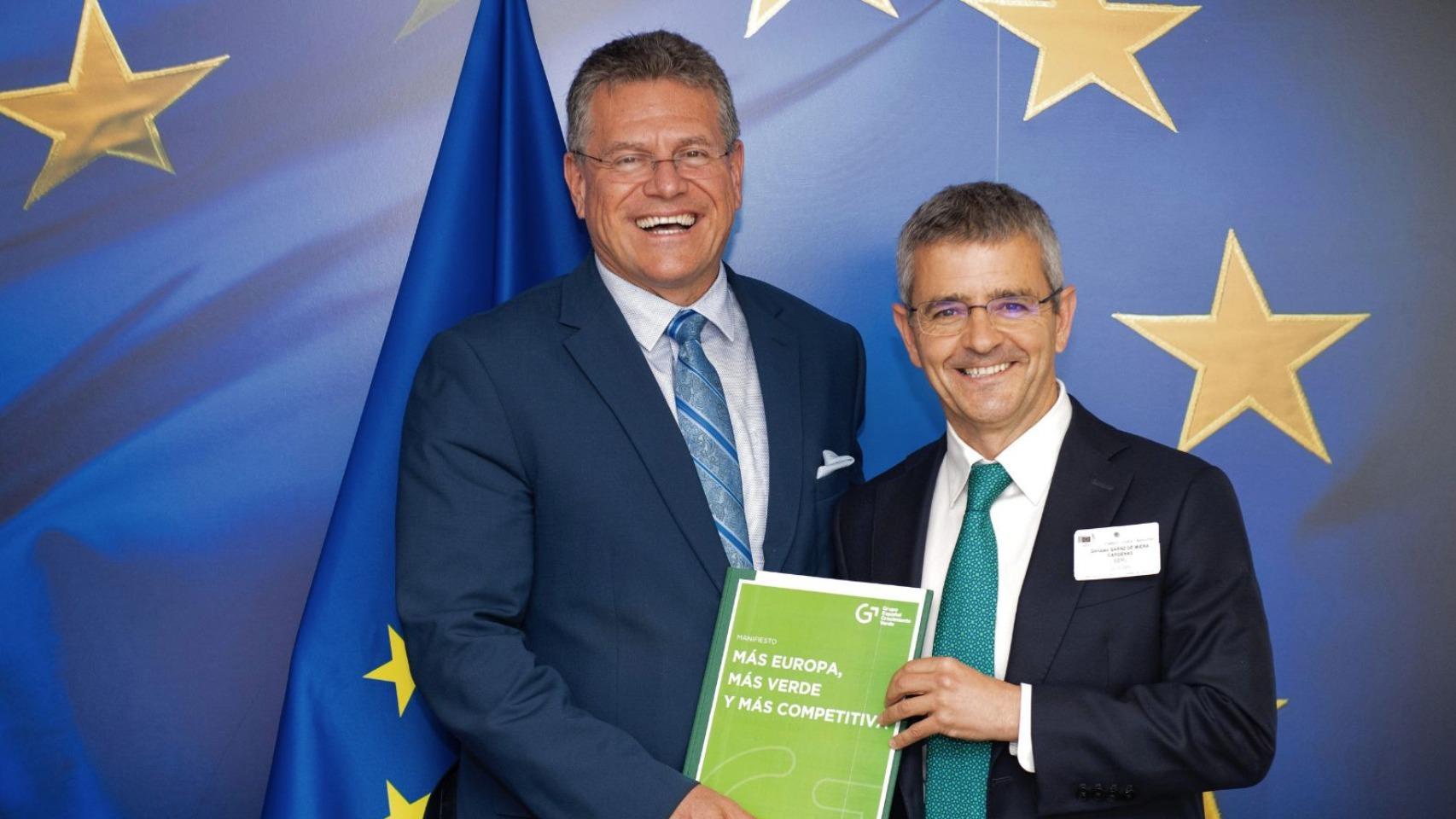 Maroš Šefčovič vicepresidente de la Comisión Europea, y Gonzalo Sáenz de Miera, presidente del Grupo Español para el Crecimiento Verde y del Corporate Leaders Group Europe