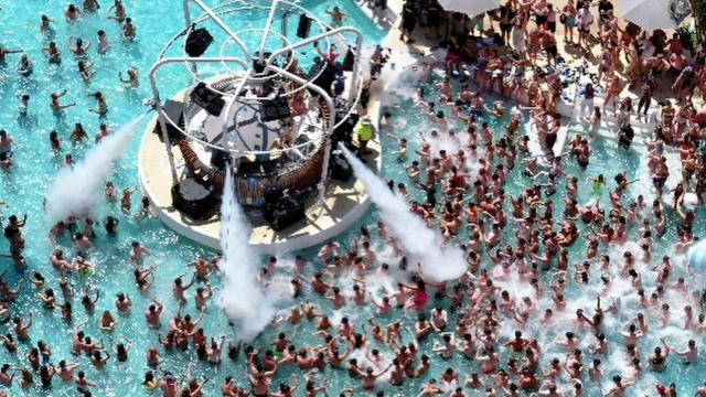 Vista aérea de una fiesta del 'New Generation Festival' de Tenerife.