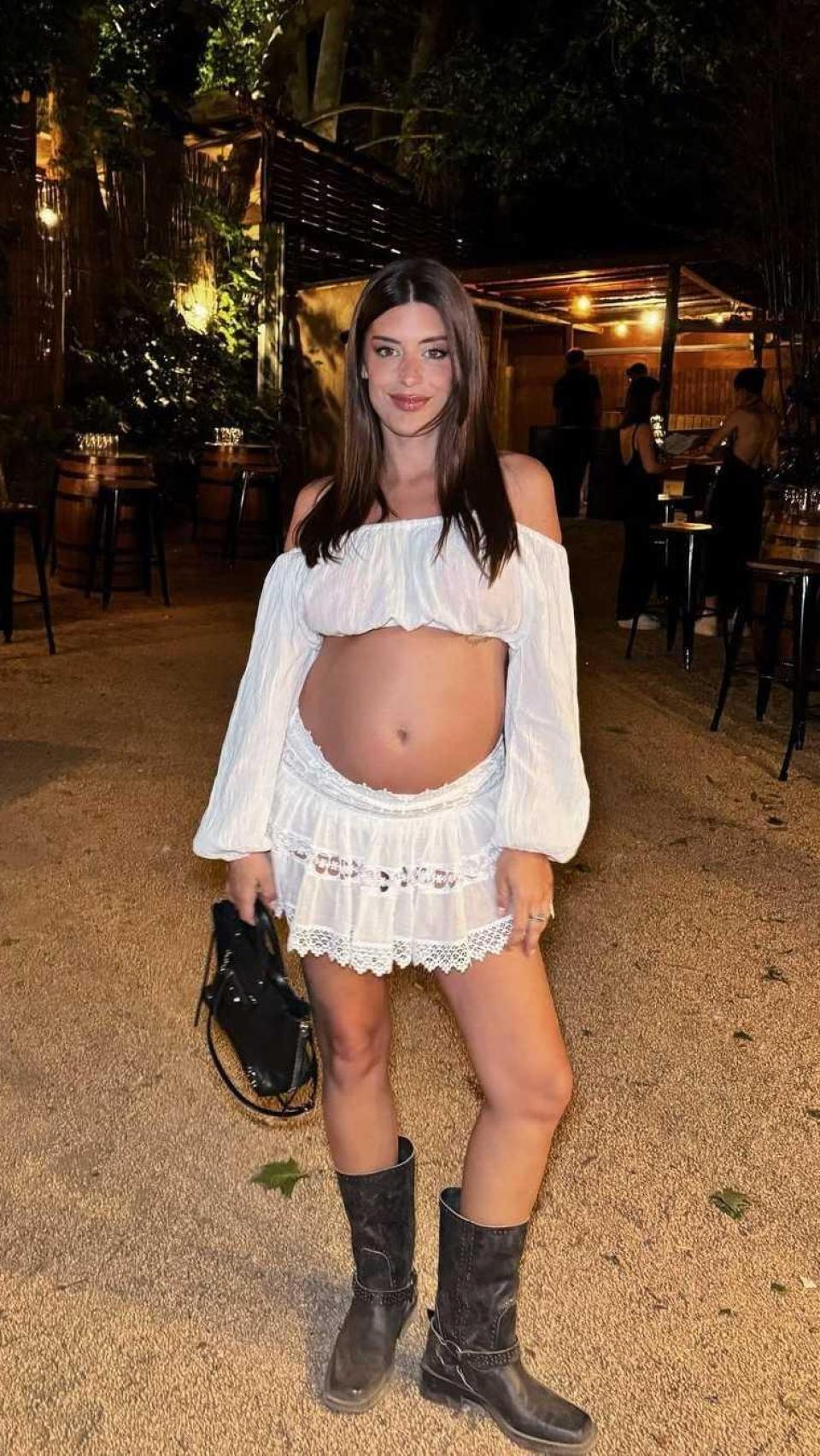 Dulceida con conjunto de Charo Ruiz.