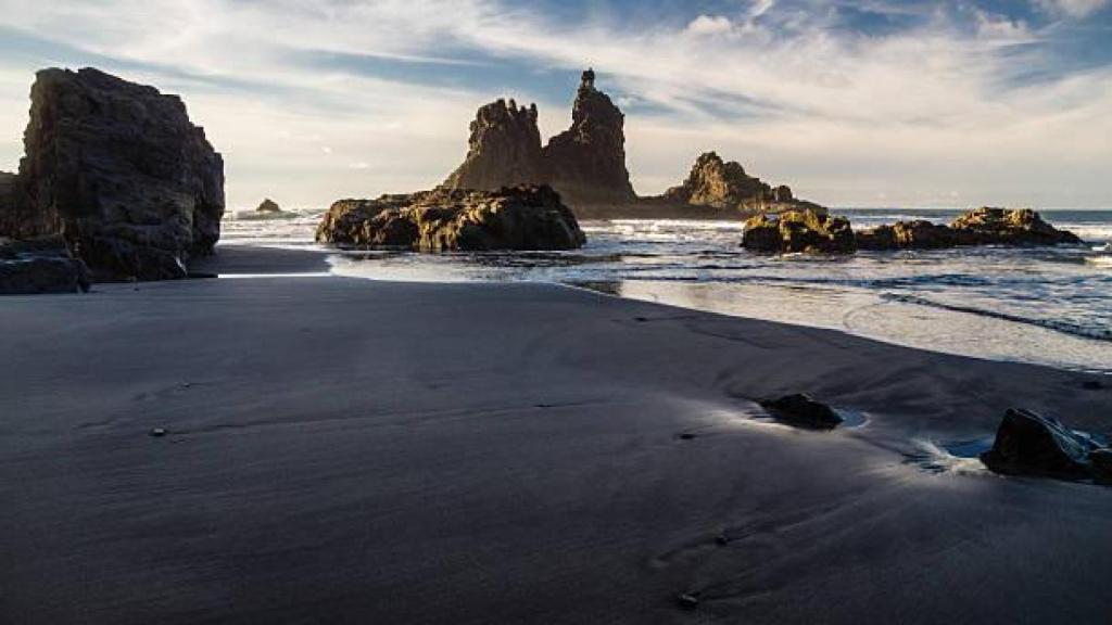 Las arenas negras de la playa de Benijo, en Tenerife.