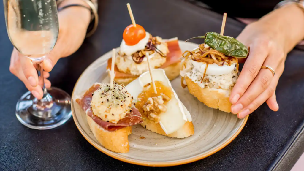 Tapas y pinchos.