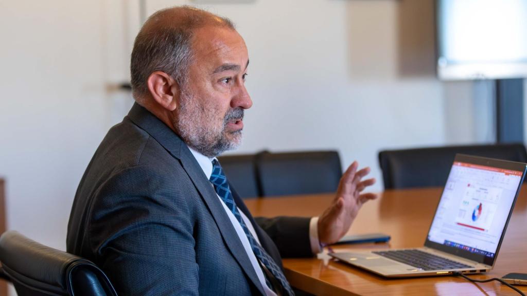 El rector, Julián Garde.