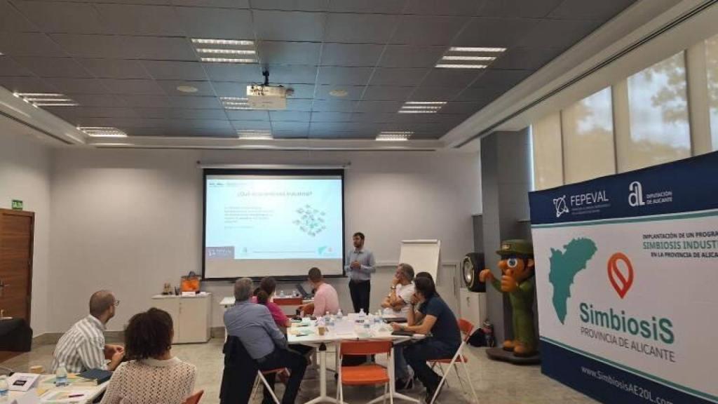 RedEco lleva a cabo el primer programa de Simbiosis Industrial de Alicante.