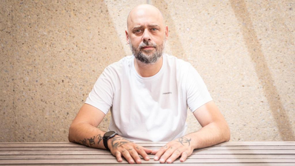 El youtuber Jonatan Artiñano posa para EL ESPAÑOL.