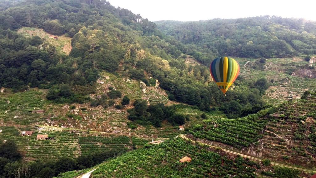 Viaje en globo por la Ribeira Sacra.
