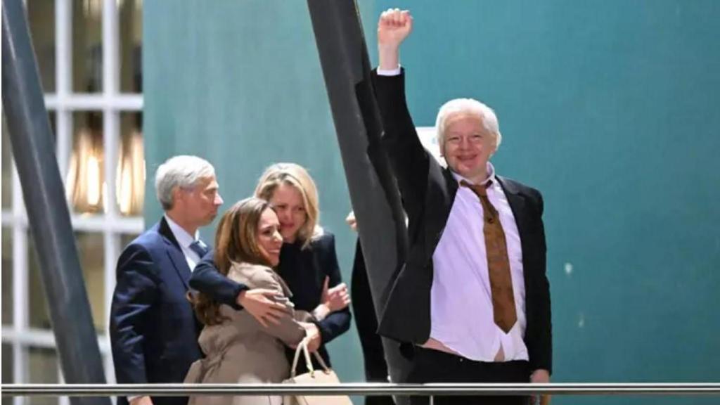 Julian Assange a su llegada a Camberra este miércoles.