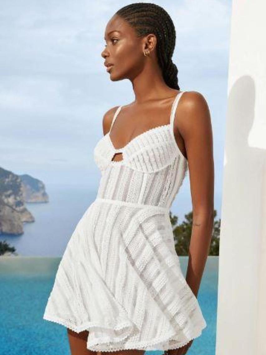 Vestido modelo Limmey de la firma Charo Ruiz.