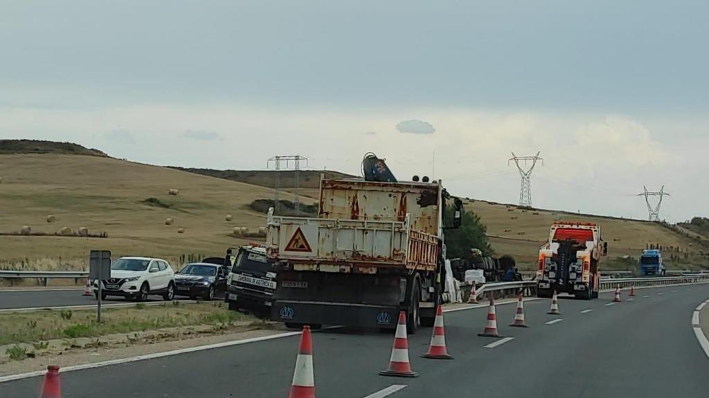 Han tenido que cortar un carril tras el accidente en la A-11 en Zamora