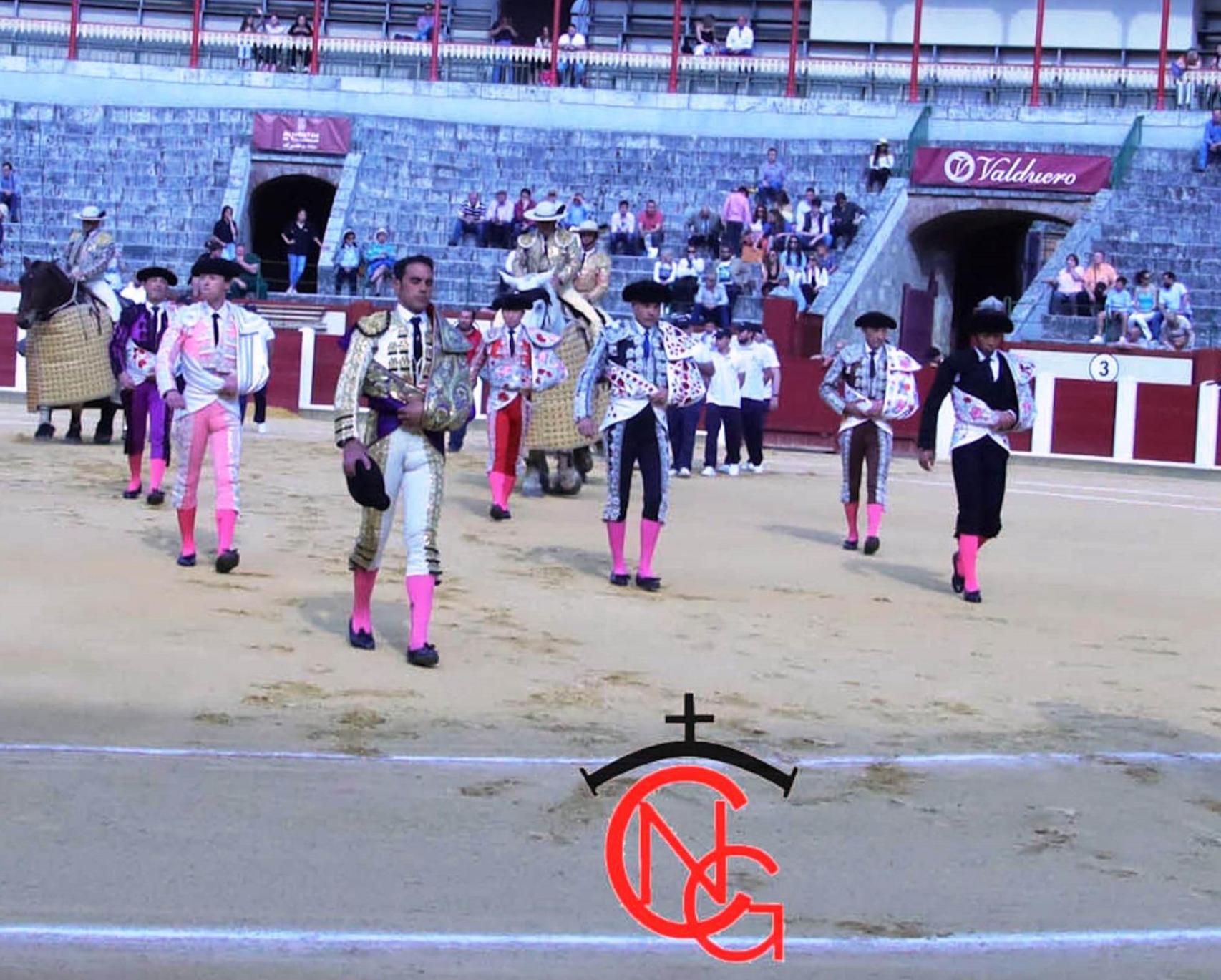 Carlos García Muñoz, el novillero de Villacastín y exconcejal en El Espinar, delante a la izquierda