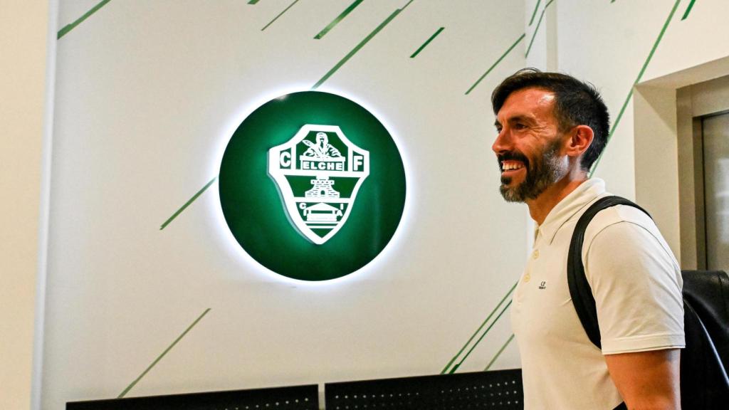 El entrenador, Eder Sarabia, en su primera rueda de prensa.