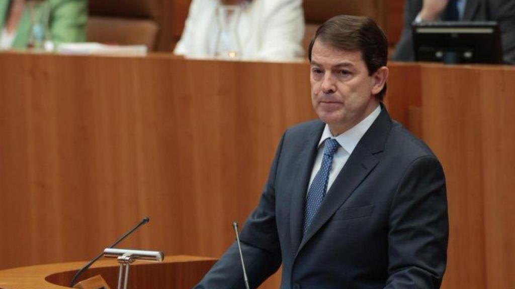 El presidente de la Junta, Fernández Mañueco, durante su intervención