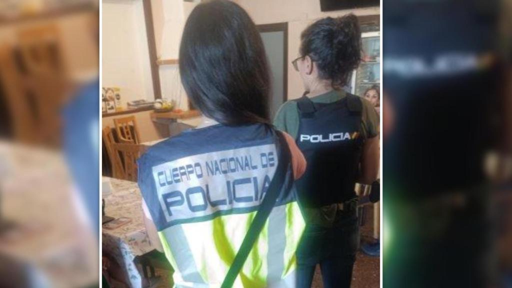 Agentes de la Policía Nacional durante las investigaciones