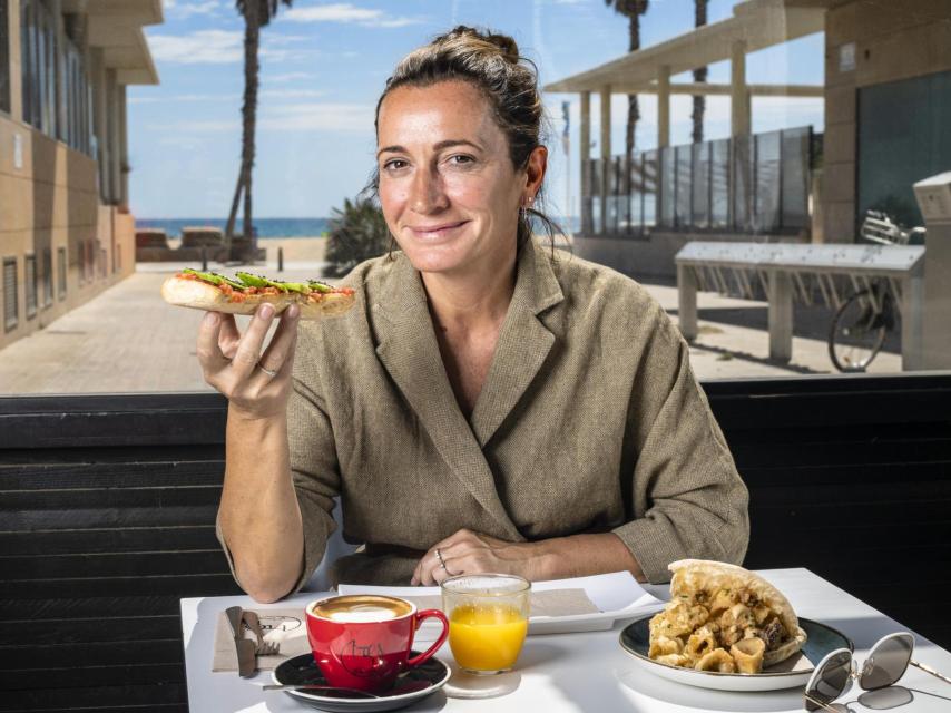 Begoña Rodrigo en su bar de desayunos favorito.