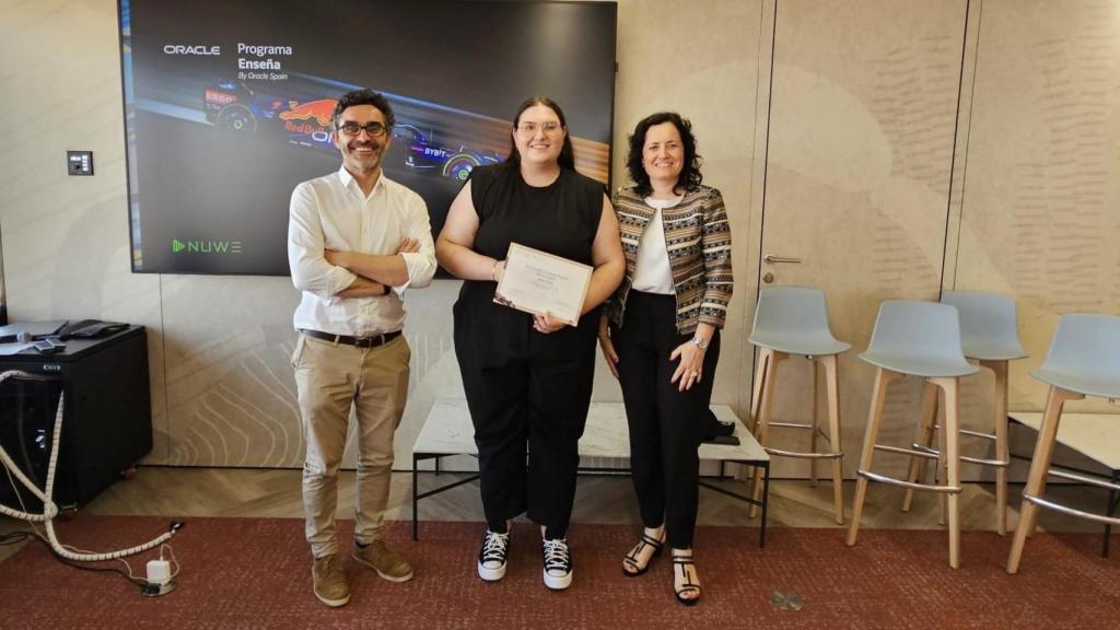 Entrega del premio a Miriam Eimil Chao