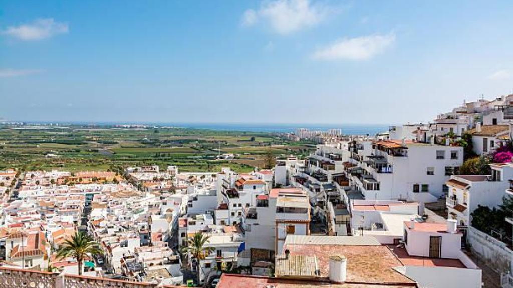 Vista de las casas blancas típicas de Salobreña.