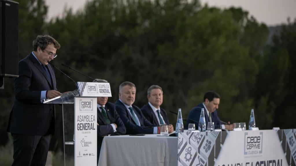 Intervención de David Peña durante la asamblea.