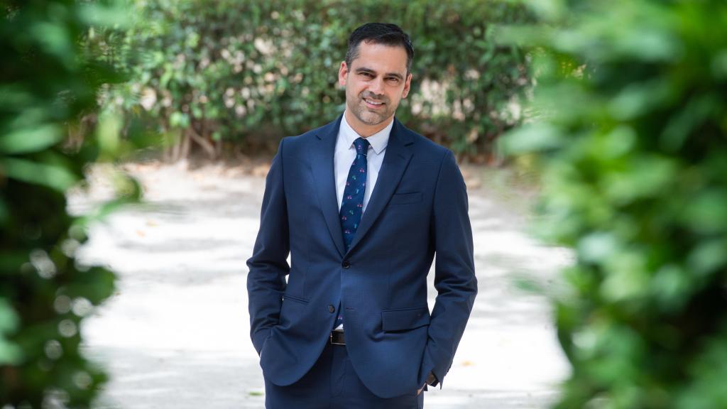 En los jardines de la Plaza Villa de París de Madrid.