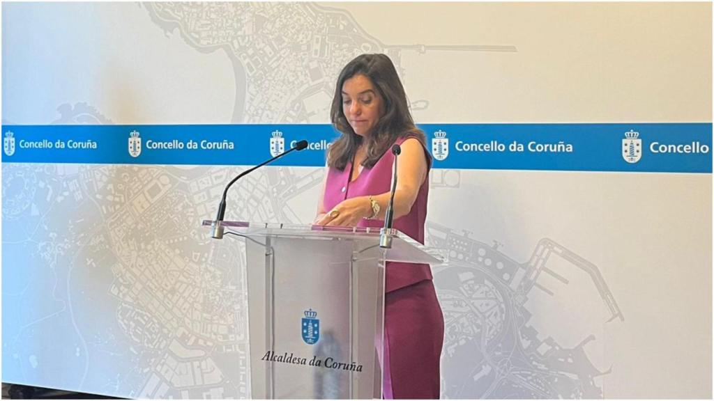 Inés Rey en la Xunta de Goberno Local