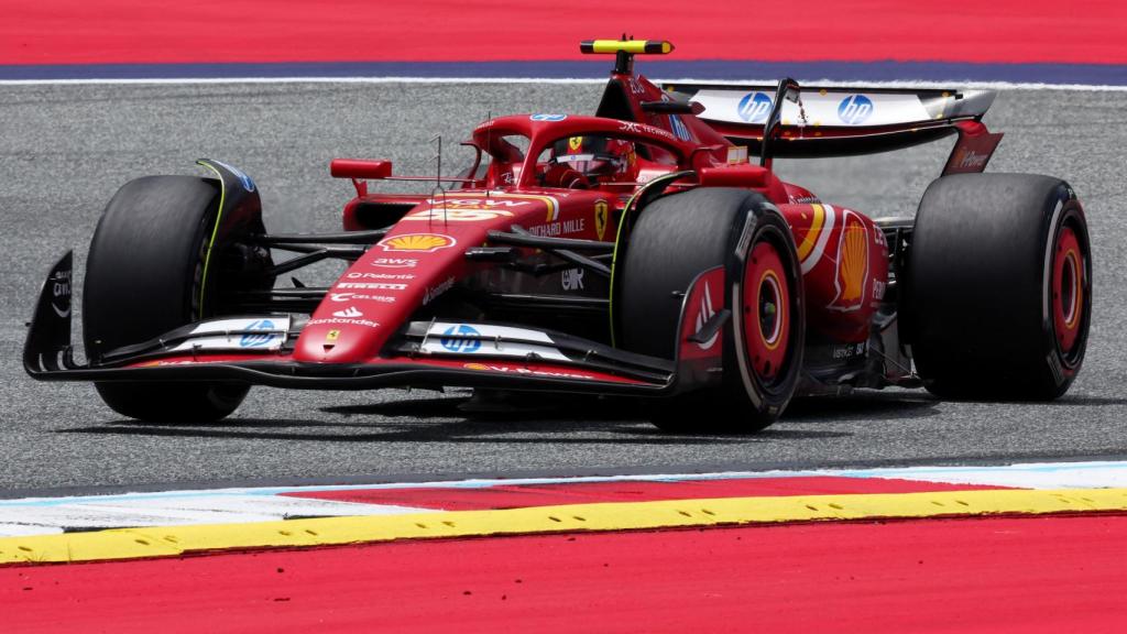 Carlos Sainz durante la clasificación para el esprint de Austria.