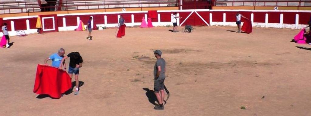 Los alumnos de Aula Taurina de Simancas en plena actividad