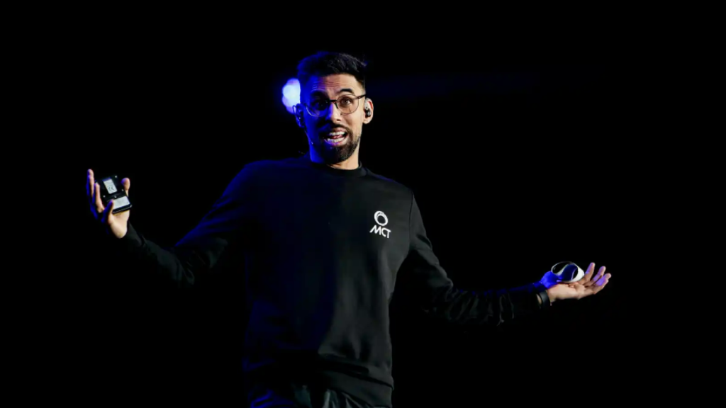 Mani Thawani en la presentación de su 'criptofestival' en 2022.