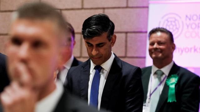 Rishi Sunak tras conocer los resultados de las elecciones de Reino Unido.