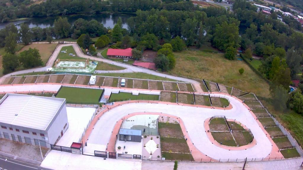 Vista área del Auria Camper Park