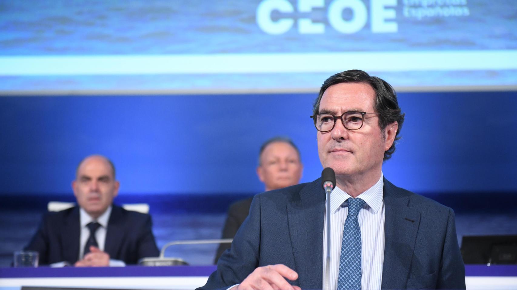 El presidente de la CEOE, Antonio Garamendi, durante la Asamblea General de la CEOE este martes.