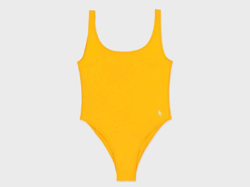 Un traje de baño para ir a la playa.