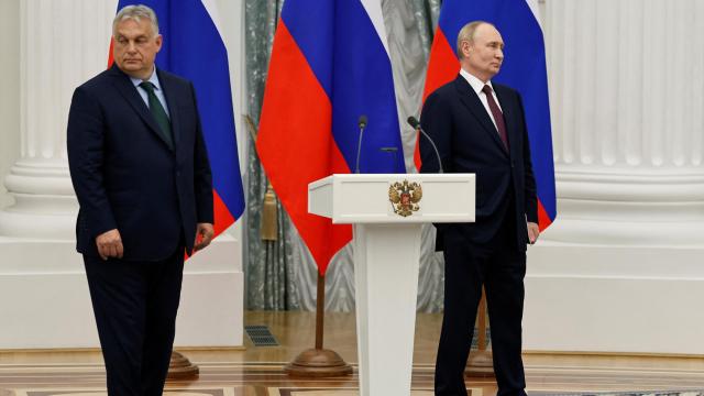 El primer ministro húngaro, Viktor Orbán, durante su visita el pasado año a Vladímir Putin en Moscú