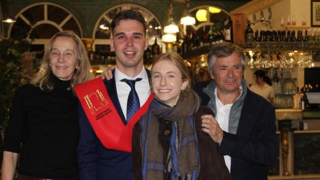 Ignacio Mira, el fenómeno que sacó 15 matrículas de honor en Derecho tras pasar por 14 operaciones